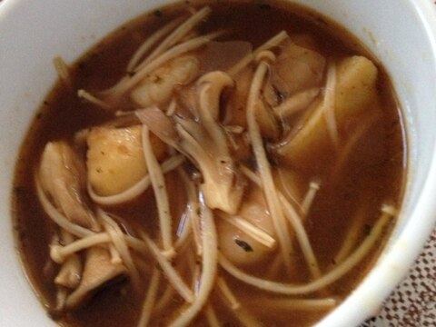 海老入りきのこカレースープ